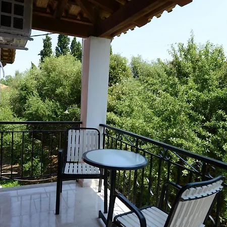 Anastasia Apartments And Rooms *